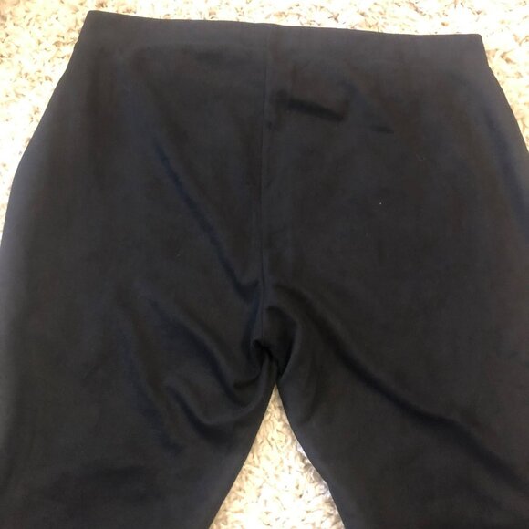 Torrid Full Length Signature Waist Suede Leggings Sz 3 Black - Picture 5 of 7